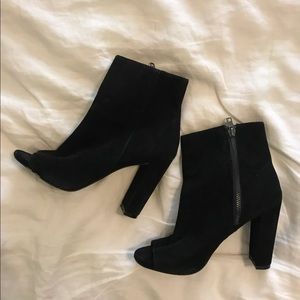 Steve Madden MANNZO booties